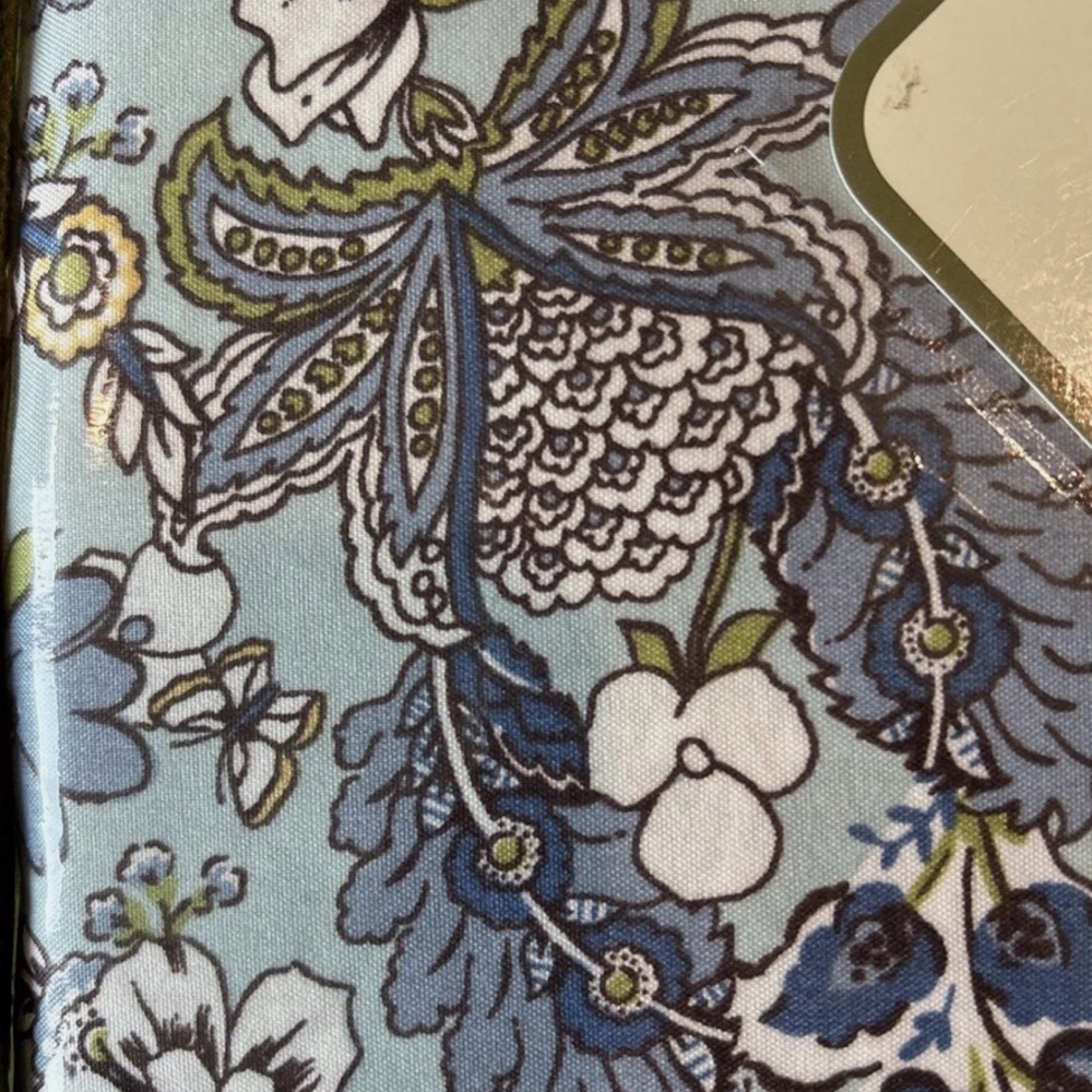 NEW Vera Bradley Queen Sheet Set 6 Piece Blue Floral - Picture 6 of 6
